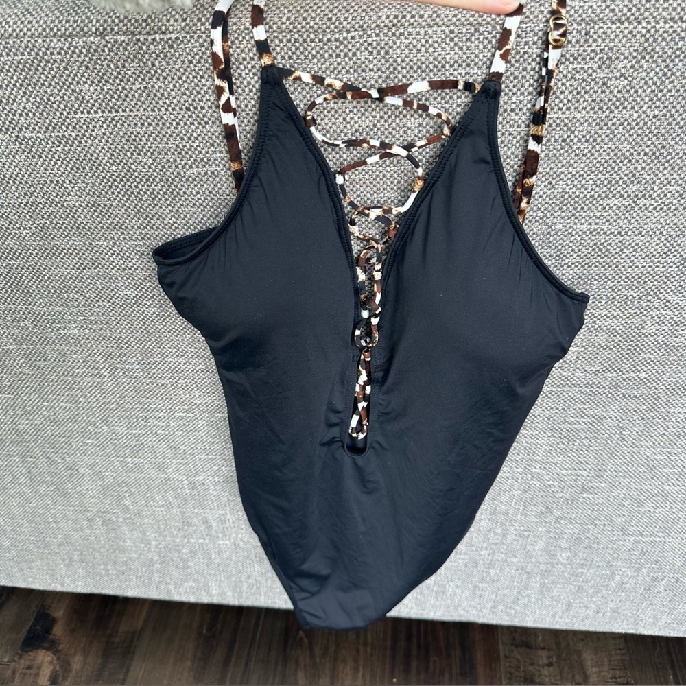La Blanca Women's Wild Safari High Neck Lace Up Plus One Piece Swimsuit Size 14 - Picture 2 of 4